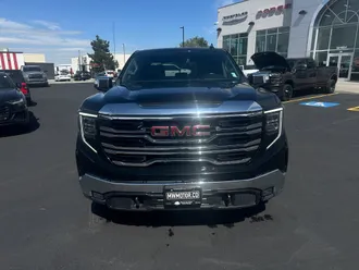 2024 GMC Sierra 1500 photo 2