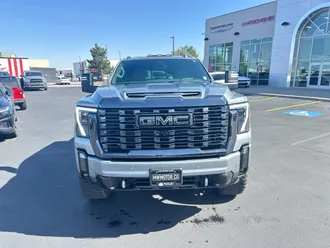 2024 GMC Sierra 2500HD photo 2