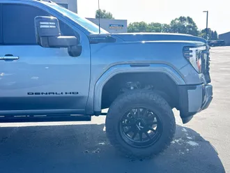 2024 GMC Sierra 2500HD photo 3