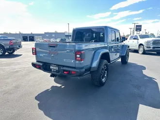 2024 Jeep Gladiator photo 7