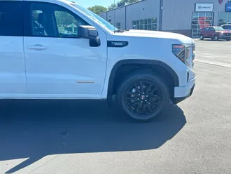 2023 GMC Sierra 1500 photo 3