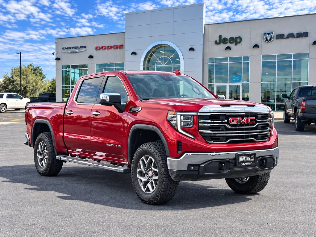 2023 GMC Sierra 1500 SLT