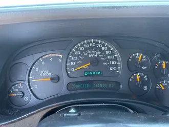 2004 Chevrolet Silverado 2500HD photo 7