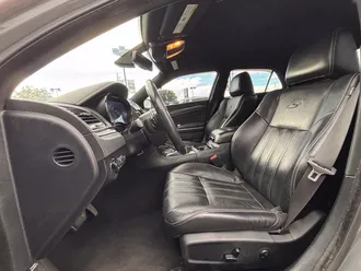 2019 Chrysler 300 photo 6