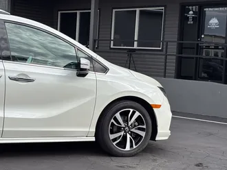 2018 Honda Odyssey photo 4
