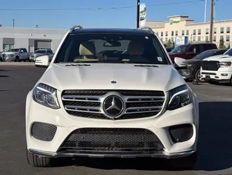 2017 Mercedes-Benz GLS photo 2