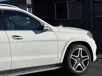 2017 Mercedes-Benz GLS photo 4