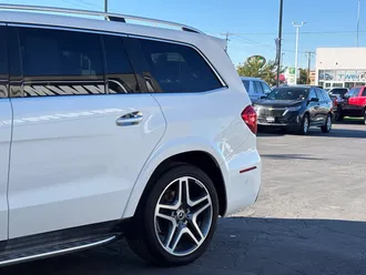 2017 Mercedes-Benz GLS photo 7