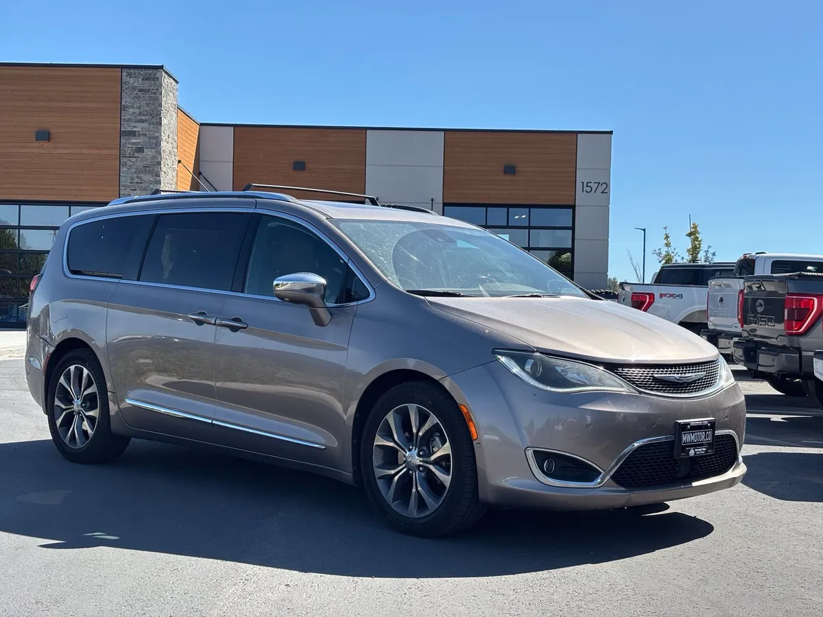 2017 Chrysler Pacifica Limited