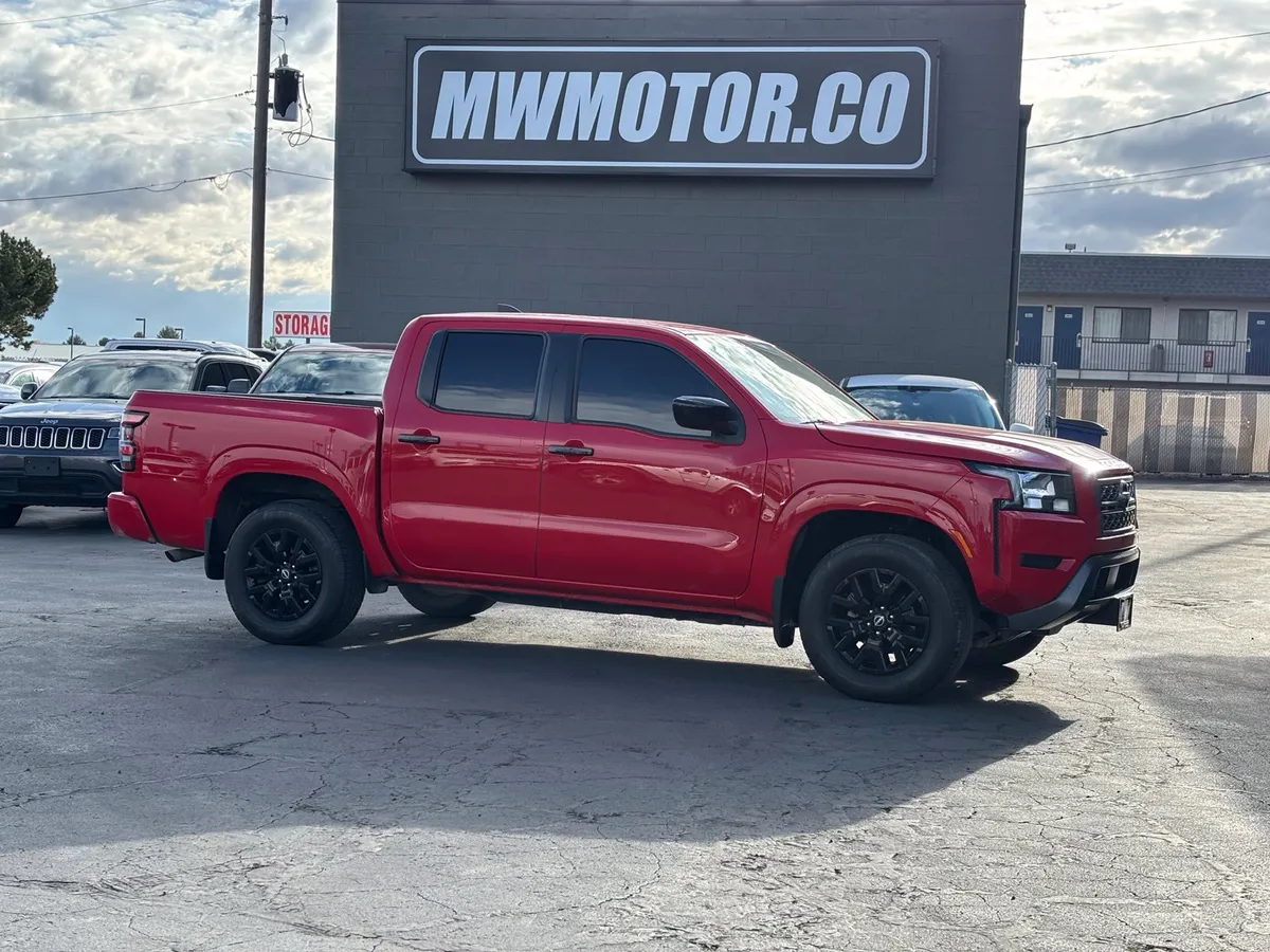 2022 Nissan Frontier SV