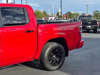 2022 Nissan Frontier photo 7