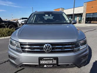 2021 Volkswagen Tiguan photo 2
