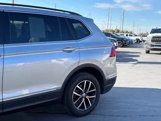 2021 Volkswagen Tiguan photo 7