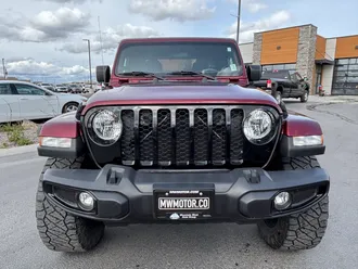 2021 Jeep Gladiator photo 2