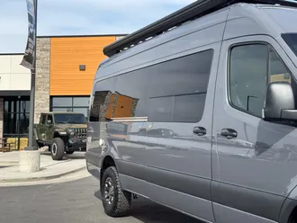 2020 Mercedes-Benz Sprinter 2500 photo 3