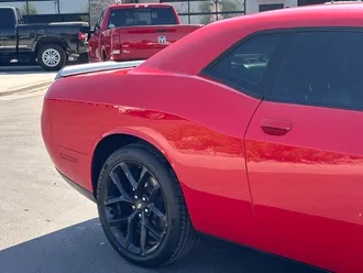 2020 Dodge Challenger photo 3