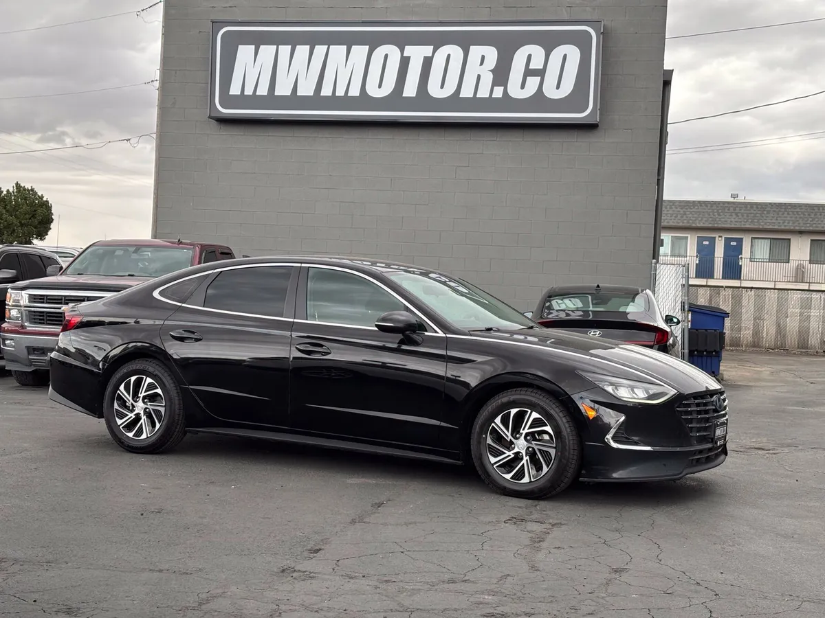 2020 Hyundai Sonata Hybrid Blue