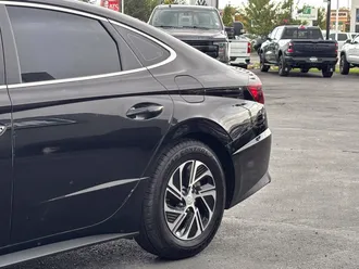 2020 Hyundai Sonata Hybrid photo 6