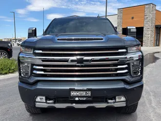 2020 Chevrolet Silverado 3500HD photo 2