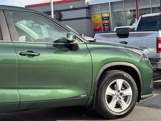 2023 Toyota Highlander Hybrid photo 4