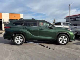 2023 Toyota Highlander Hybrid photo 5