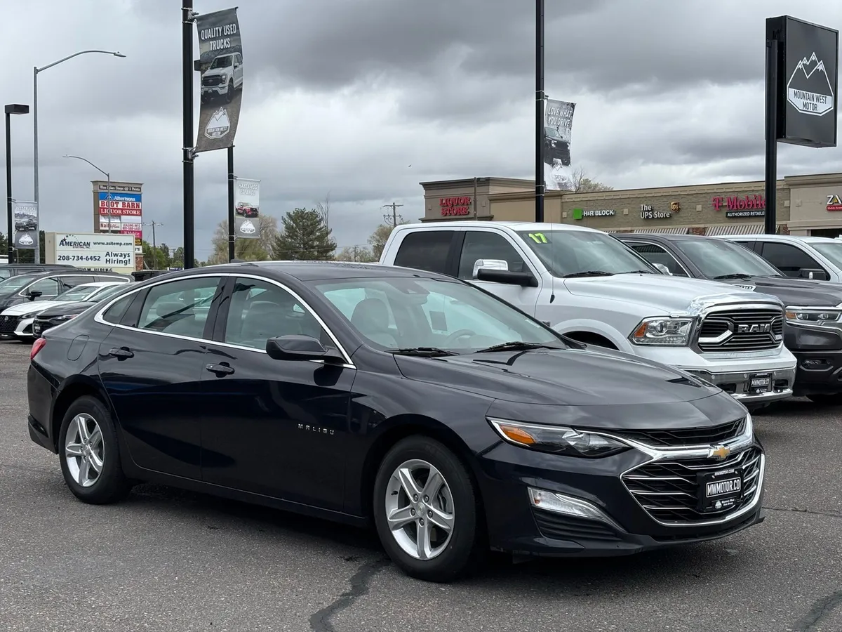 2022 Chevrolet Malibu LS
