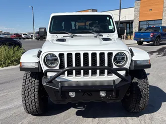 2022 Jeep Gladiator photo 2
