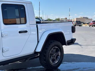 2022 Jeep Gladiator photo 7
