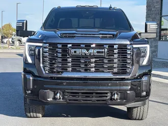 2024 GMC Sierra 3500HD photo 2