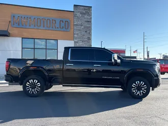 2024 GMC Sierra 3500HD photo 5