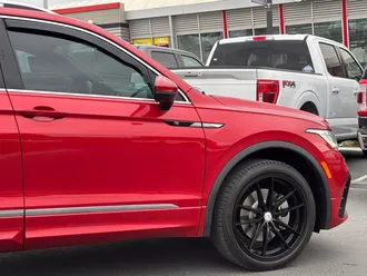 2024 Volkswagen Tiguan photo 4