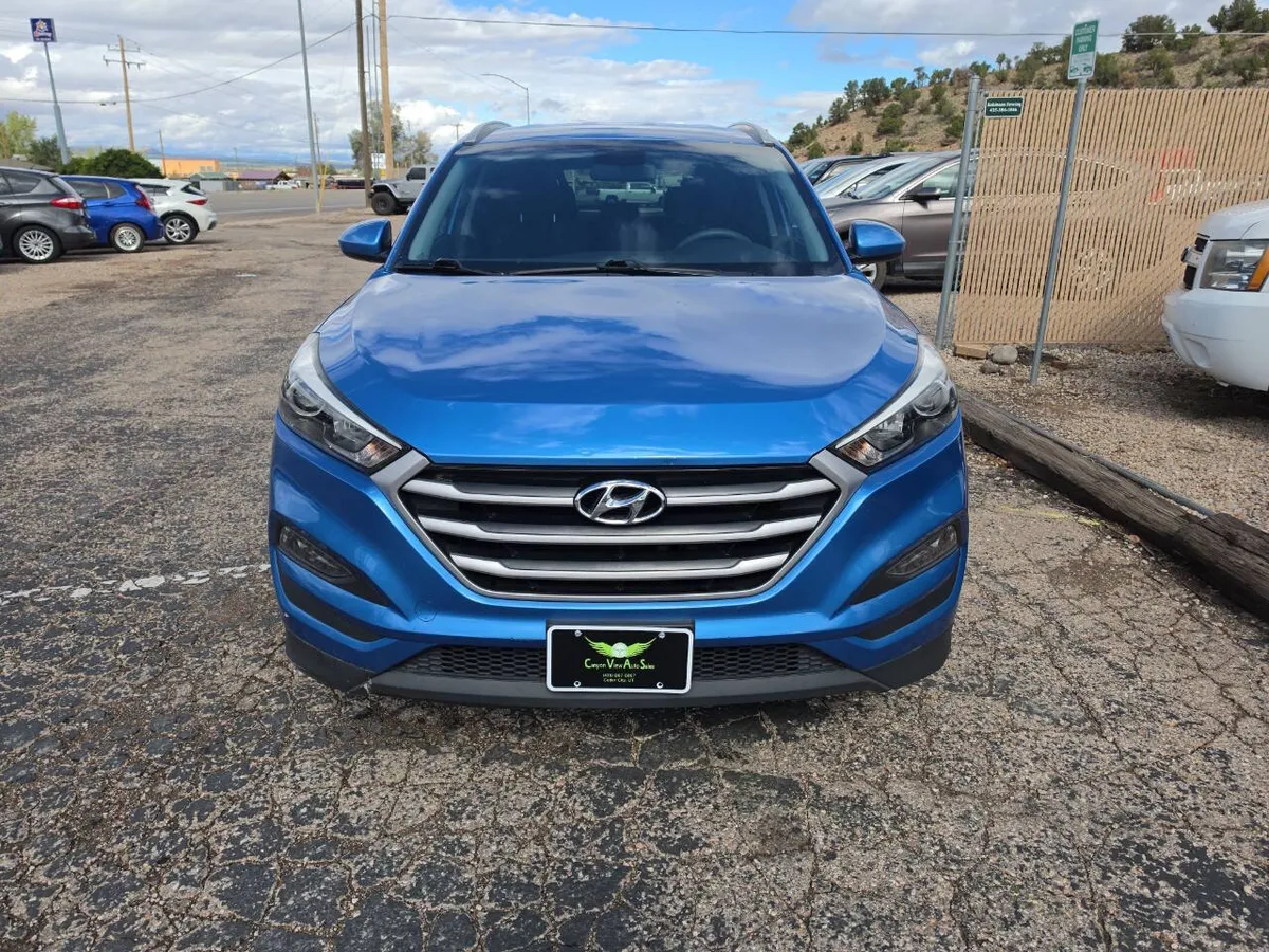 2017 Hyundai Tucson SE AWD 4dr SUV