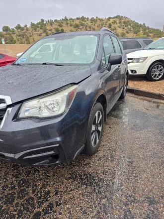 2017 Subaru Forester photo 3