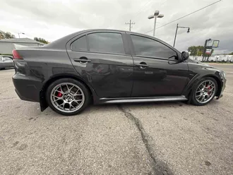 2014 Mitsubishi Lancer Evolution photo 5