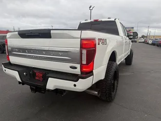 2020 Ford F-350 Super Duty photo 3