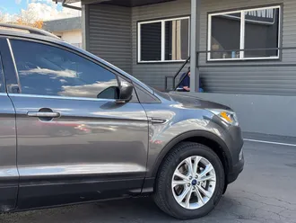 2018 Ford Escape photo 4