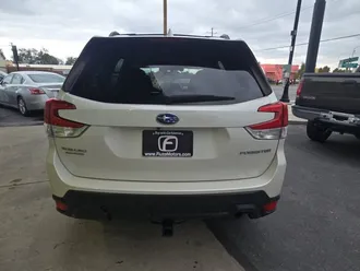 2020 Subaru Forester photo 5