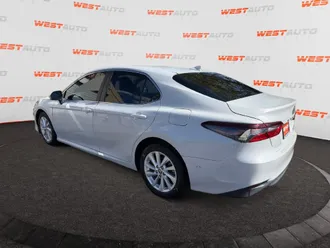 2022 Toyota Camry photo 3