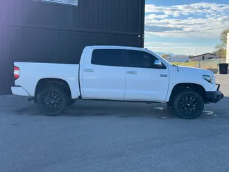 2014 Toyota Tundra photo 3