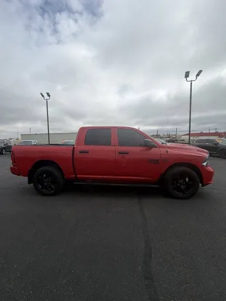 2019 RAM 1500 Classic photo 2