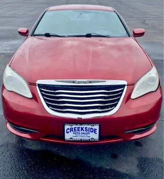 2012 Chrysler 200 photo 2