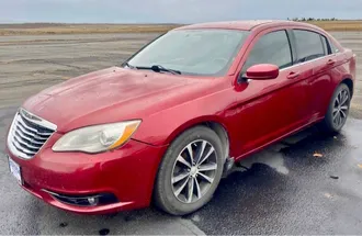 2012 Chrysler 200 photo 3
