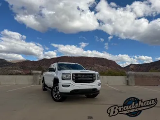2017 GMC Sierra 1500 photo 2
