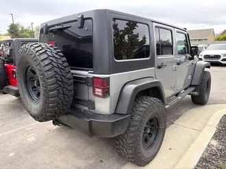 2013 Jeep Wrangler photo 2