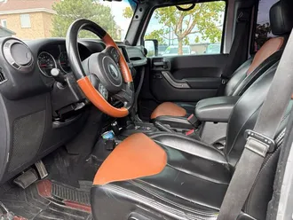 2013 Jeep Wrangler photo 3