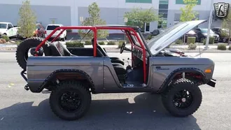 1976 Ford Bronco photo 2