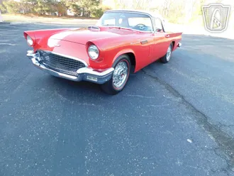 1957 Ford Thunderbird photo 3
