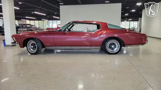 1972 Buick Riviera photo 2