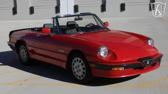 1986 Alfa Romeo Spider Veloce photo 5