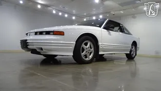 1997 Oldsmobile Cutlass Supreme photo 4